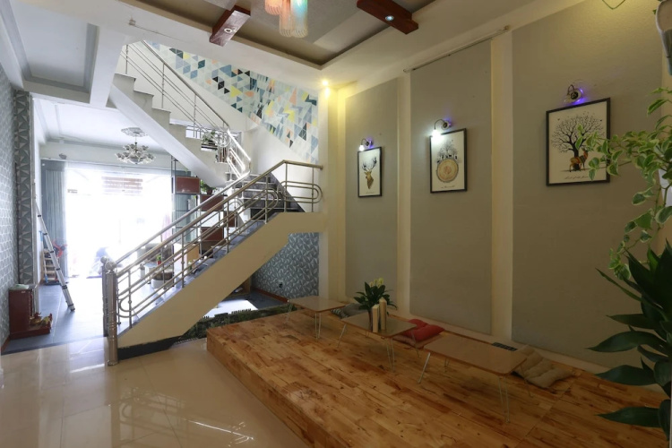 Santi Homestay DaNang