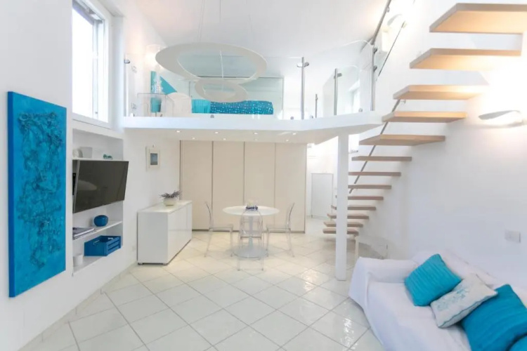 Rooftop Luxury Suite by CapriRooms