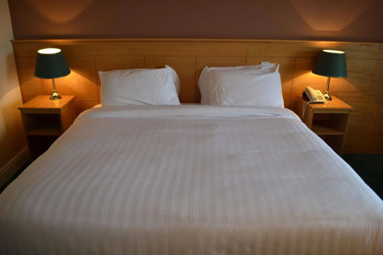 Caisleain Oir Hotel