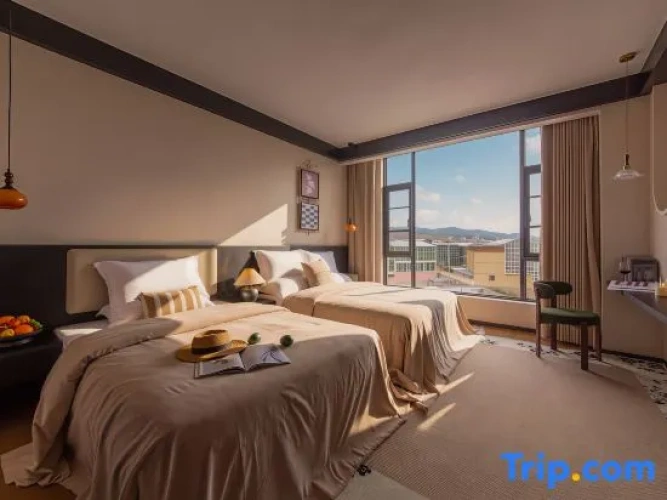Deluxe Double Family room
