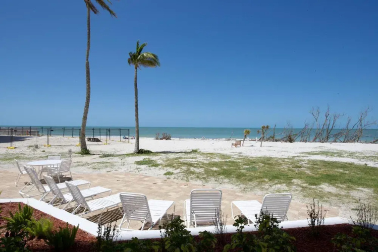 Estero Beach & Tennis 901-c