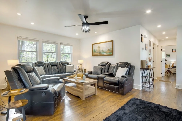 3 Bedrooms Cottage