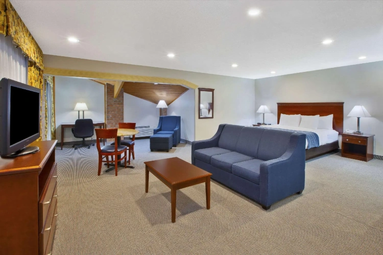 Double Suite