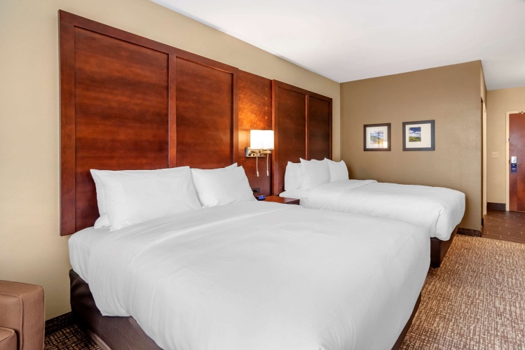 Quadruple Suite