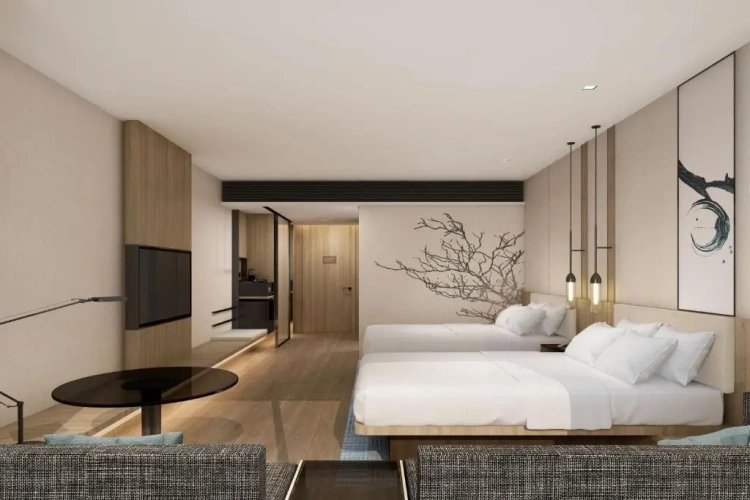 Standard Quadruple room with city view