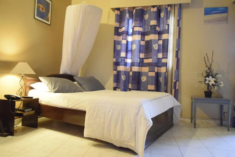 Fana Hotel