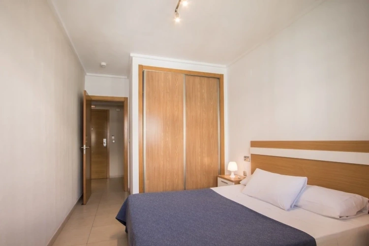 1 Bedroom Apartment with balcony