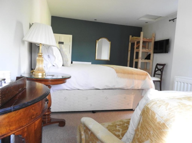 Standard Family room