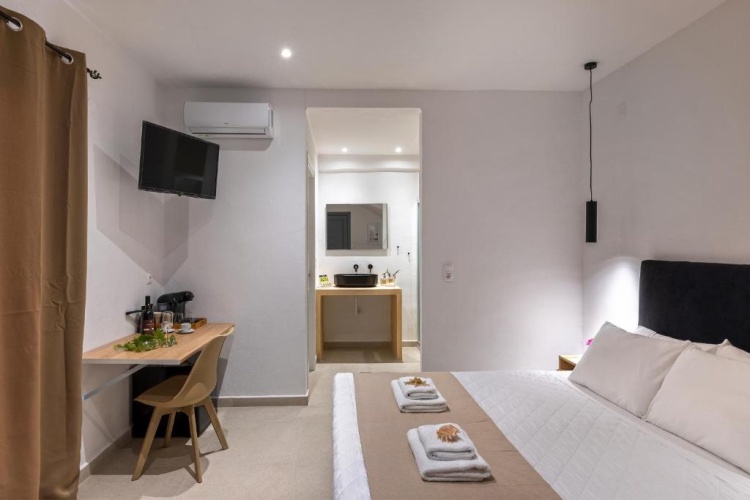 Deluxe Double Suite