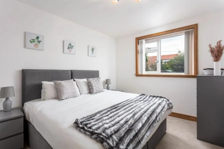 West Sands - Donnini Apartments