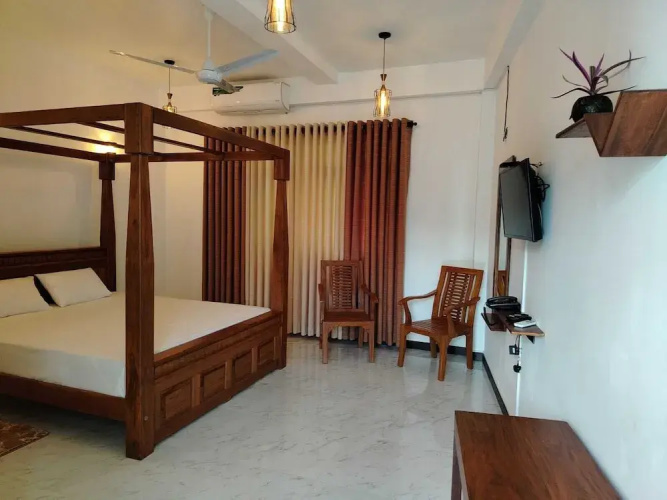 DIORA Hotel