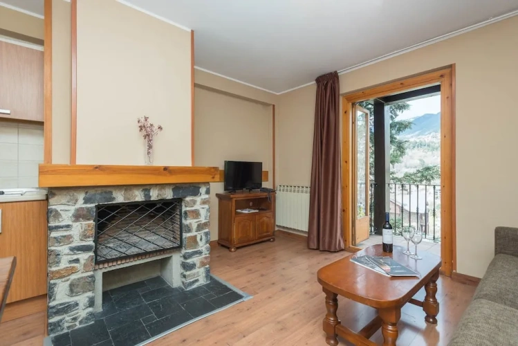 1 Bedroom Apartment with balcony