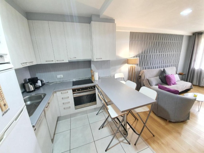 2 Bedrooms Apartment