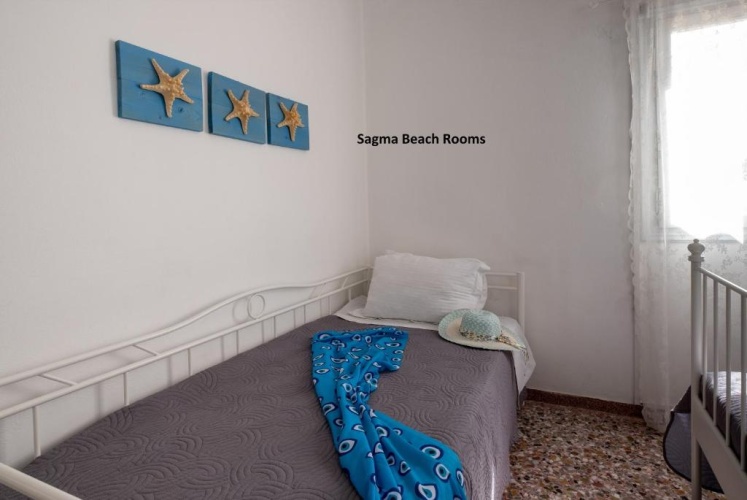 Standard Triple room with balcony