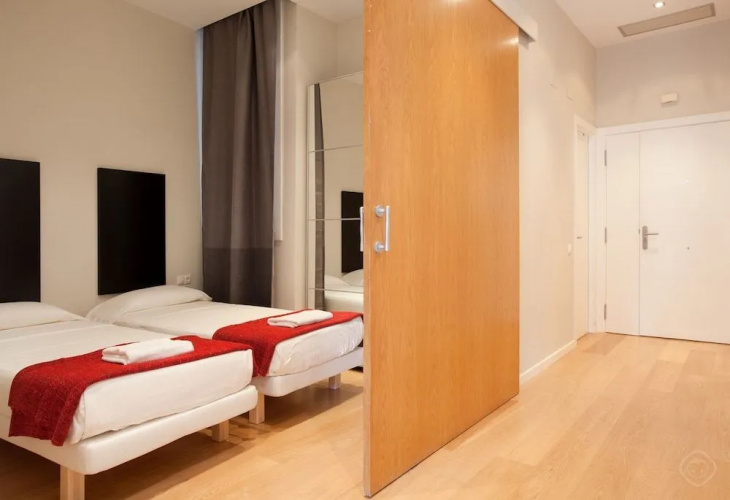 Modern Center Apartments
