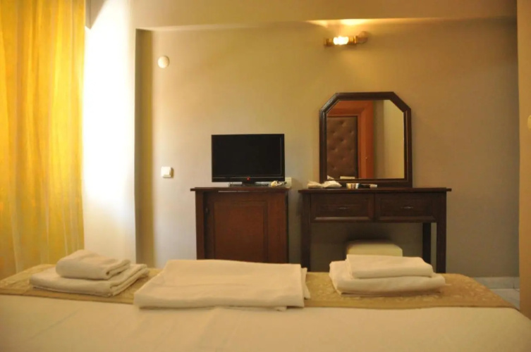 Eras Hotel