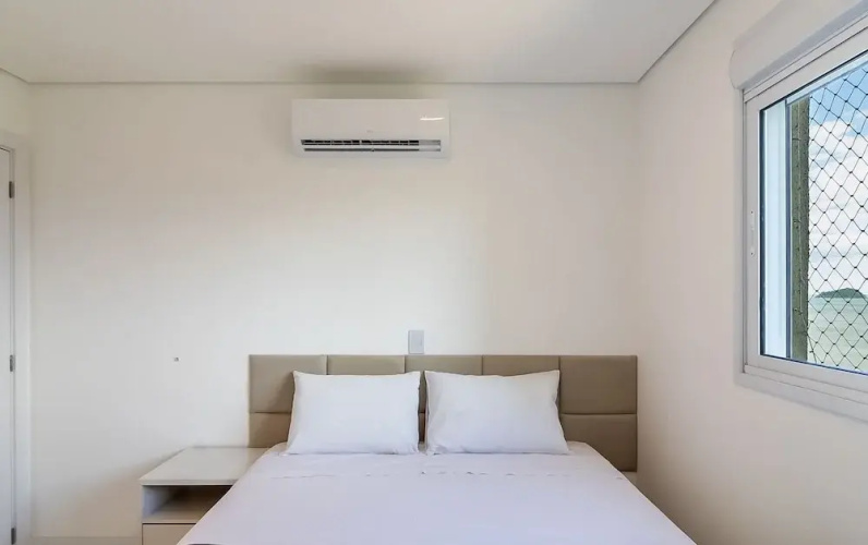 Seafront Condominium With Pool - SHC