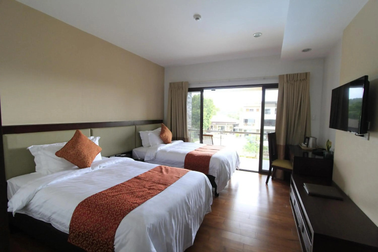 Coron Soleil Garden Resort
