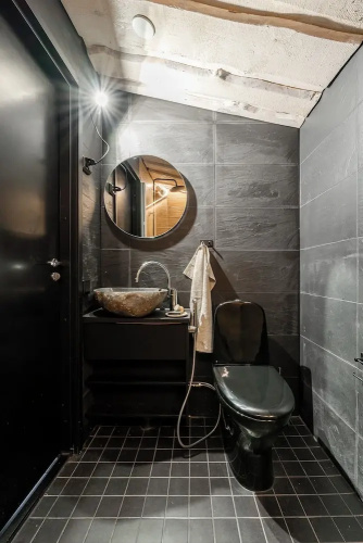 Private & Luminous Suite with lake views