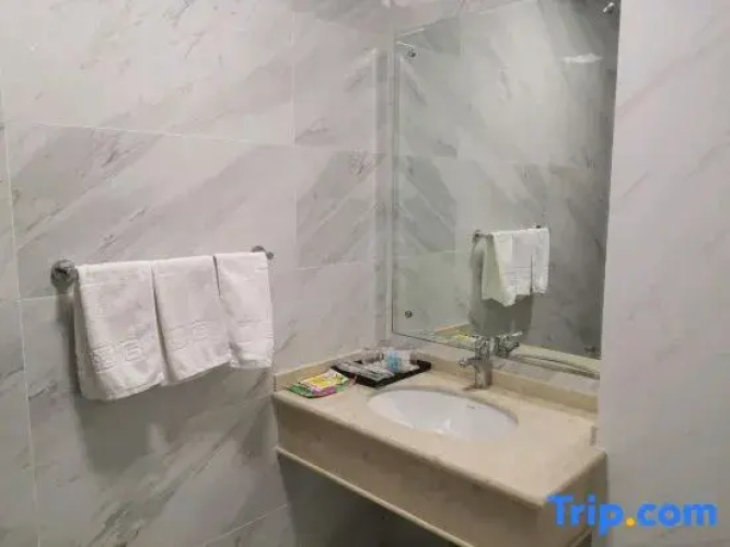 Quyang Liting Hotel