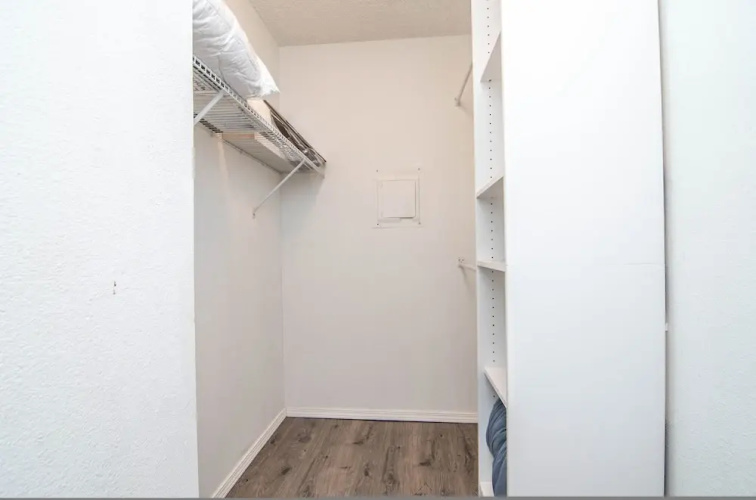 Midland Condo With Pool