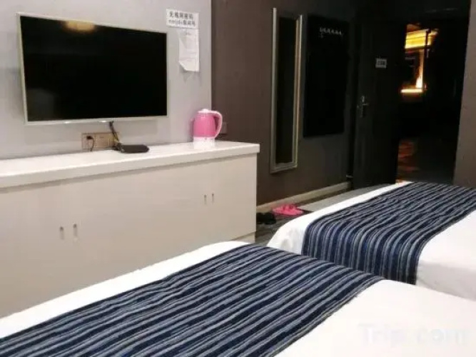 Nuomeng Hotel