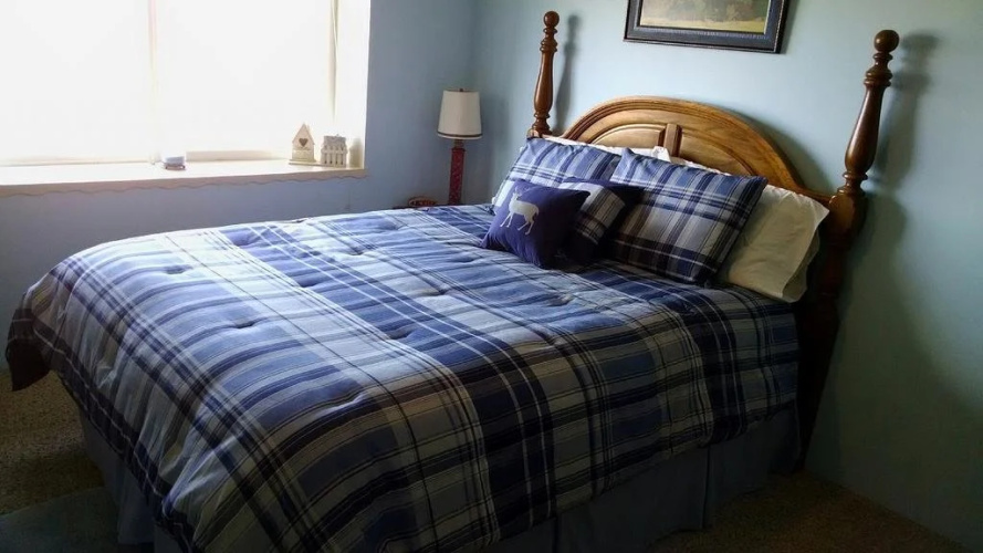Lazy Inn Bed and Breakfast