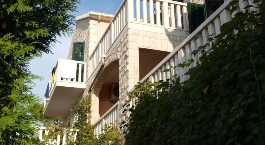 Apartmani Santic