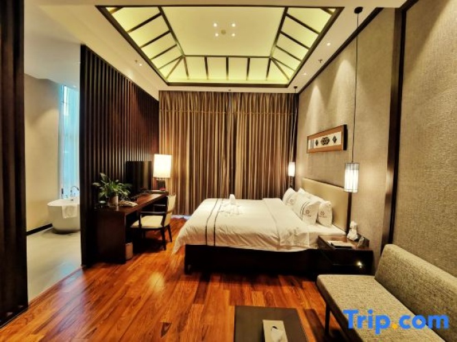 Business Double Suite