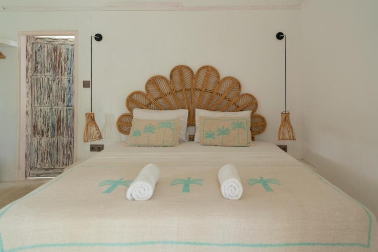 Standard Triple room with balcony