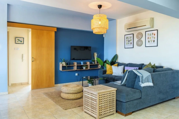 2 Bedrooms Apartment with balcony and with sea view