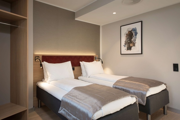 Standard Twin room
