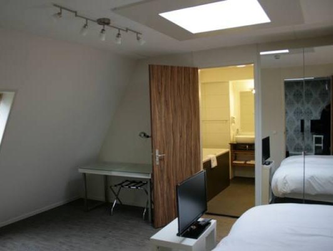 1 Bedroom Double Apartment
