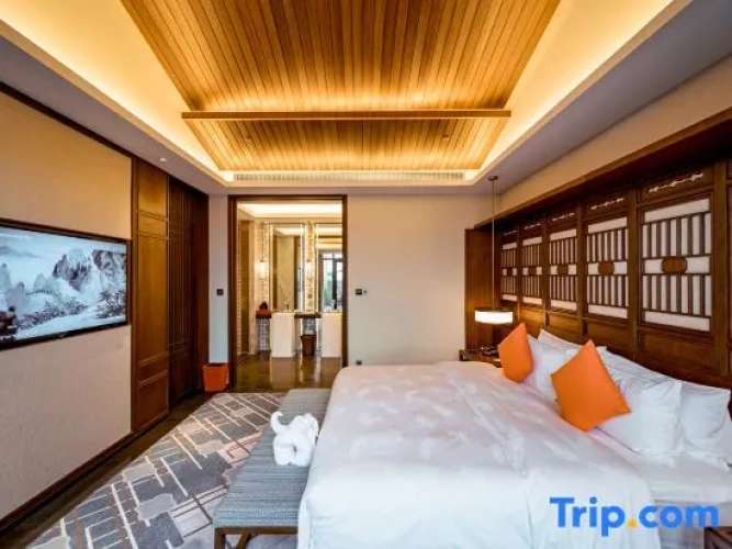 Royal Double Suite