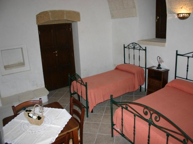 Standard Triple room