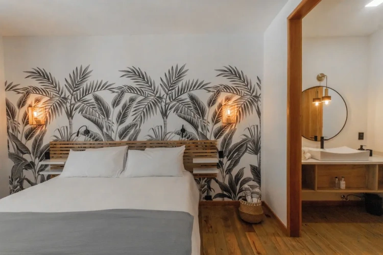 Deluxe Double room with balcony and with garden view