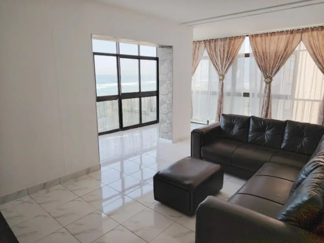 Oceanfront Bliss in Amanzimtoti