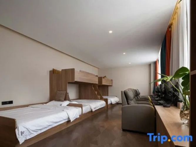 Luxury Quintuple room