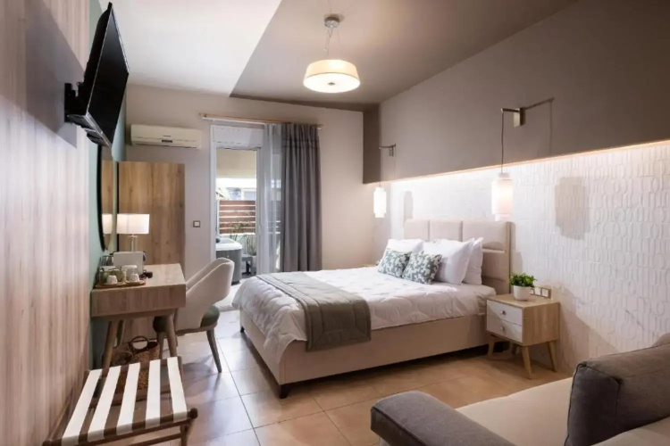 ELLE Rooms & Suites