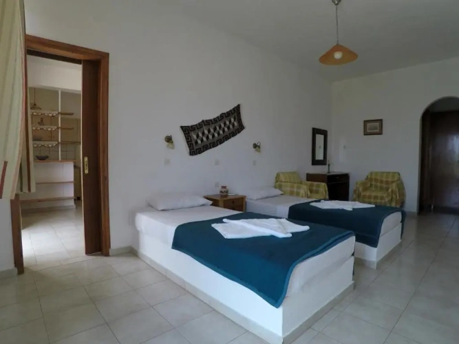 2 Bedrooms Apartment