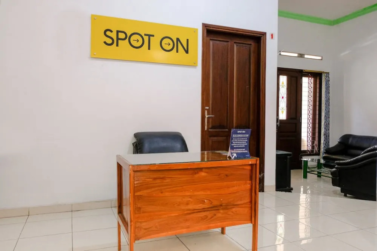 SPOT ON 2749 Tiga Sinar Residence