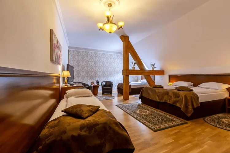 Superior Quadruple room