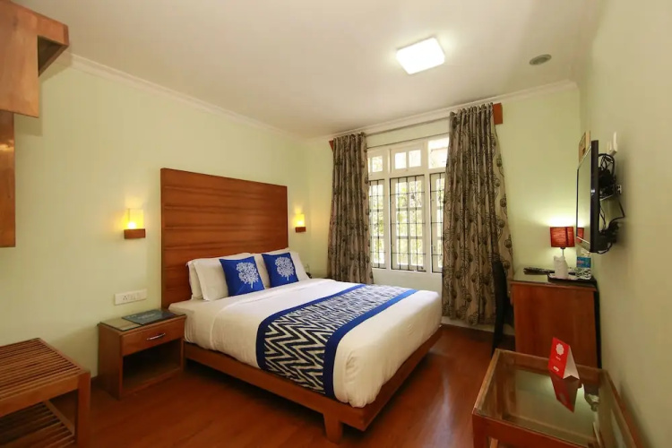 OYO 2158 Hotel SN