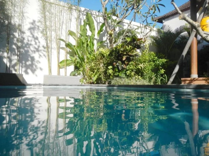 2 Bedrooms Villa