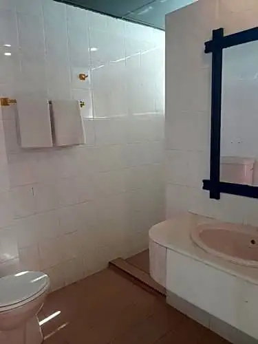OYO 90306 G City Hotel