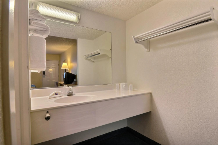 Motel 6 Seattle South photo 9