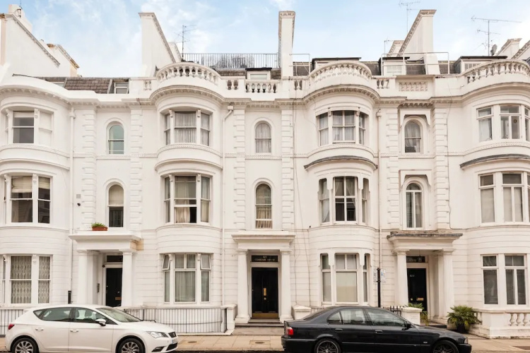 The Gloucester Terrace Abode - EFG