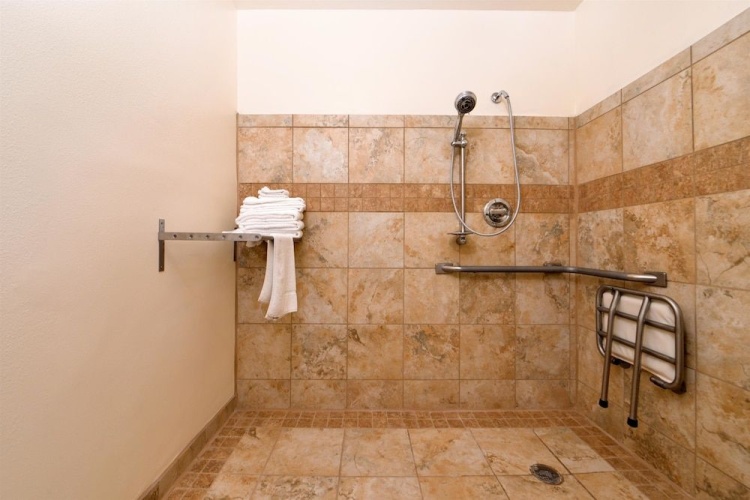 Americas Best Value Inn - Madison photo 9