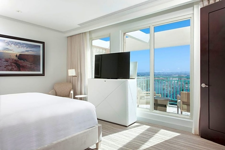 1 Bedroom Executive Double Suite with city view