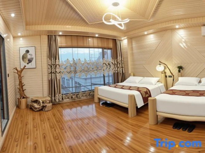 Standard Family room